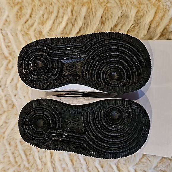 Nike Force 1 low with box - Picture 8 of 8